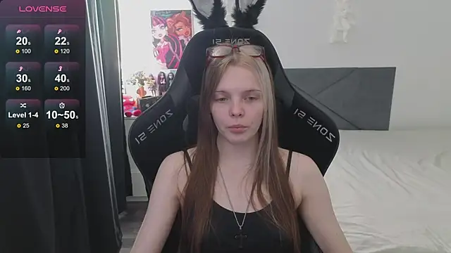 Luna Navy online show from September 29, 9:03 am