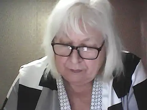 Alexia64231 online show from March 16, 4:48 am