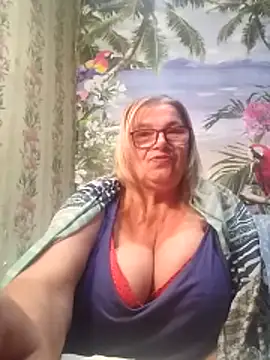 Snapshot of MargaritaSweet51 chatting on October 24, 8:27 pm MargaritaSweet51 online show from October 24, 8:27 pm