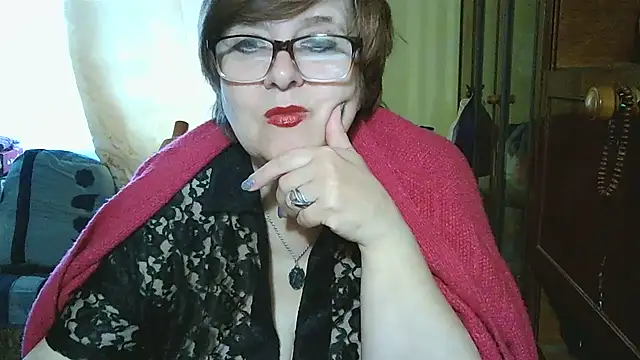 Snapshot of VeronicaGold511 chatting on October 12, 7:22 am VeronicaGold511 online show from October 12, 7:22 am