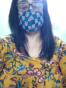 sweet-lotus online show from April 11, 6:30 am