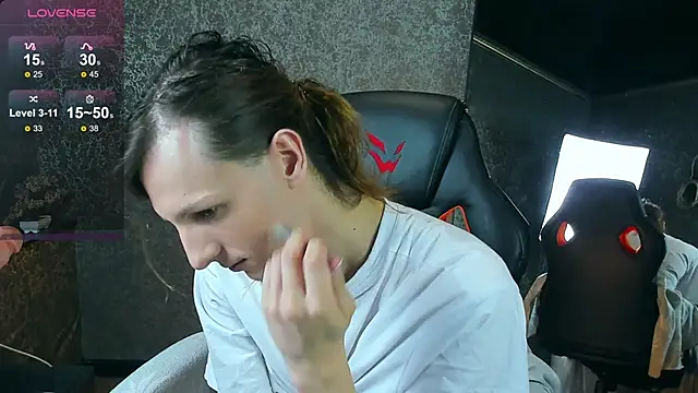 Anjela Botton online show from April 8, 6:10 pm