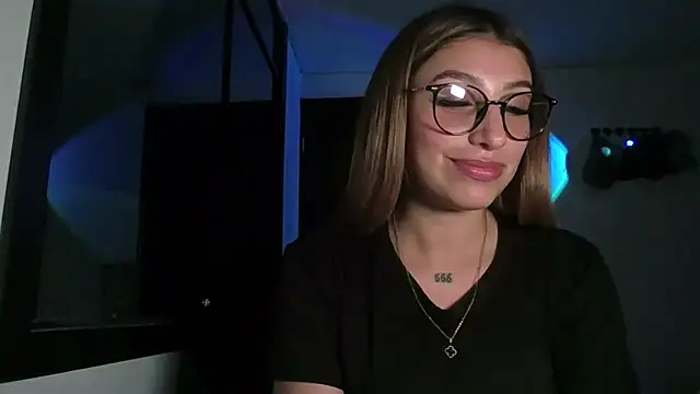 AriaBliss- online show from November 12, 5:16 am