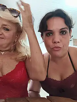 Bellapotencia1985 online show from July 27, 11:40 am