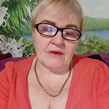 VioletSweet5566 online show from October 25, 8:00 am