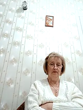 AlikaSwan5821 online show from December 4, 8:31 pm