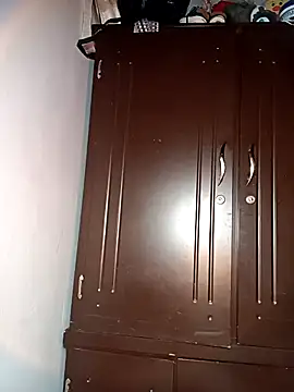 linda698049 online show from October 9, 7:01 am