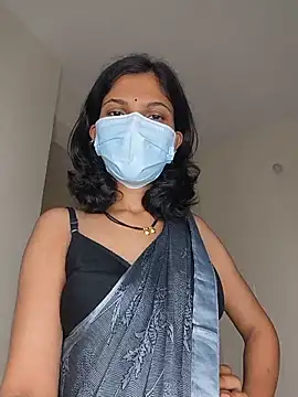 Shivani2002 online show from July 2, 12:00 pm