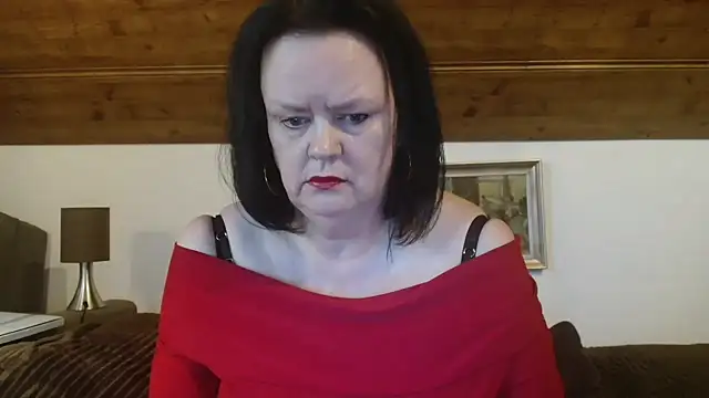 TiffanyMature online show from October 4, 3:16 pm