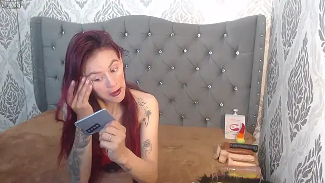 Snapshot of katheblows chatting on October 4, 12:44 pm katheblows online show from October 4, 12:44 pm