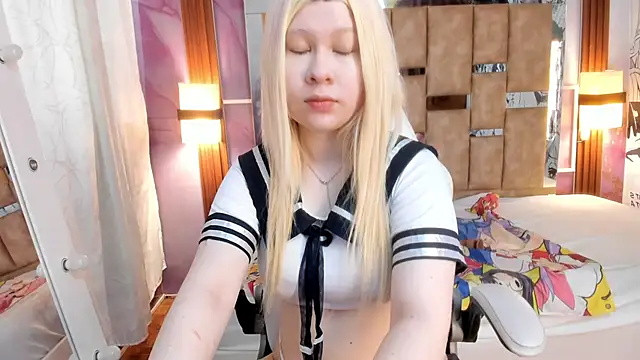 Melody Lolii online show from November 17, 6:19 pm