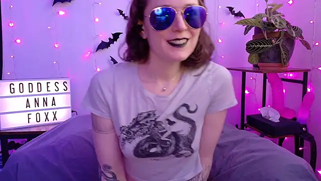 mistressannafoxx online show from February 20, 10:10 pm