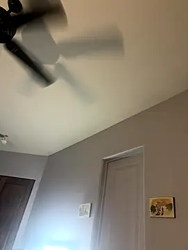 M1l3yD3w online show from September 24, 1:04 am