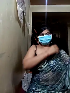 reena502 online show from September 15, 7:10 pm