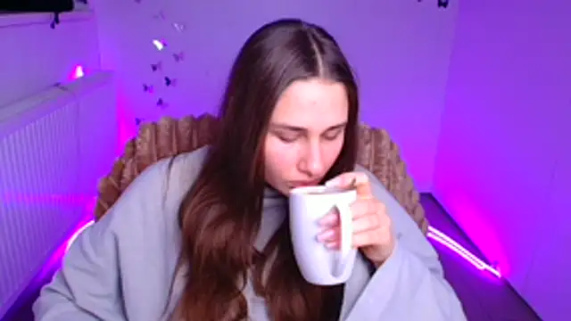 Stefanie Sweet online show from February 11, 12:39 pm