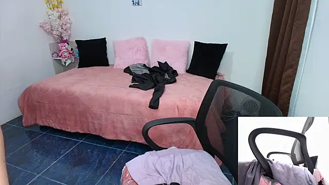 Paulina-Becerraa online show from February 7, 7:12 am