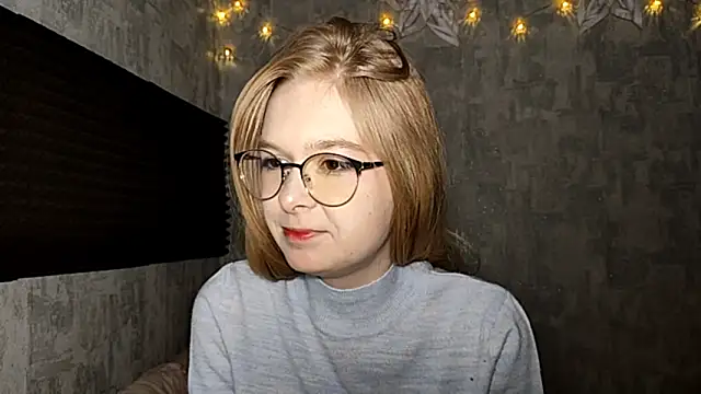 LiaVibes online show from December 23, 7:12 am