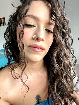 alysa g  online show from September 23, 7:56 pm