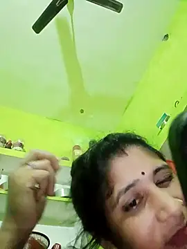 Snapshot of Hot-piuy chatting on September 17, 8:51 pm Hot-piuy online show from September 17, 8:51 pm