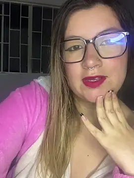 Blair Bunnyy online show from April 2, 3:26 am