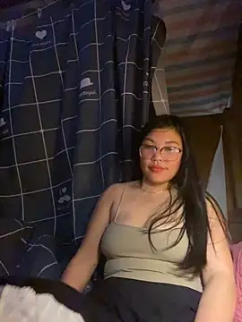 Snapshot of sexybaby_00 chatting on September 19, 4:11 am sexybaby 00 online show from September 19, 4:11 am