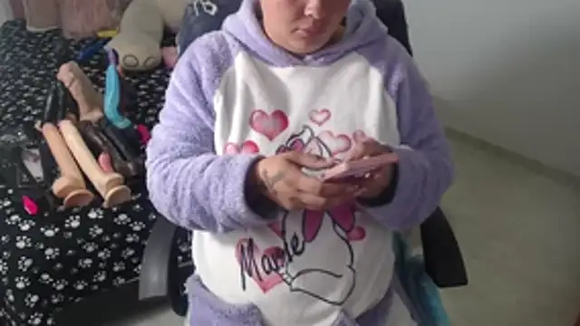 patty squirt  online show from January 14, 2:27 am