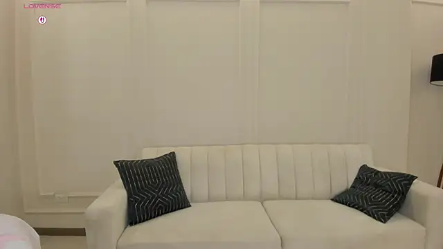 VeronicaBlue online show from December 2, 10:28 am