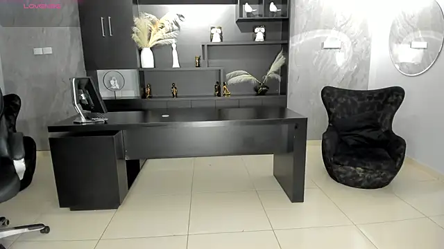 MilaColeman online show from June 9, 3:17 am
