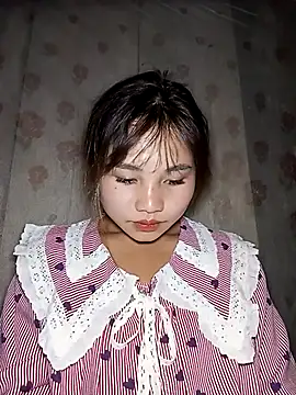 EllyBaby20 online show from September 15, 6:11 am