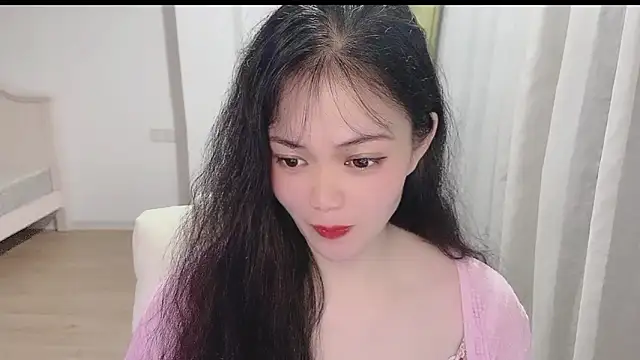 Snapshot of zora-168 chatting on September 13, 2:25 pm zora-168 online show from September 13, 2:25 pm
