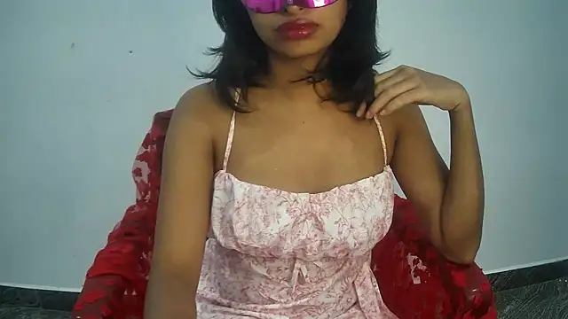 Minu Cam online show from March 6, 5:41 pm