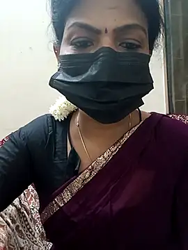 Snapshot of Rithya27 chatting on September 13, 6:27 pm Rithya27 online show from September 13, 6:27 pm