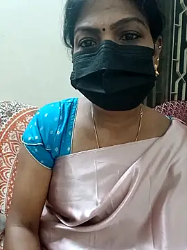 Snapshot of Rithya27 chatting on September 19, 6:07 pm Rithya27 online show from September 19, 6:07 pm