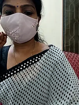 Snapshot of Rithya27 chatting on October 4, 6:45 pm Rithya27 online show from October 4, 6:45 pm