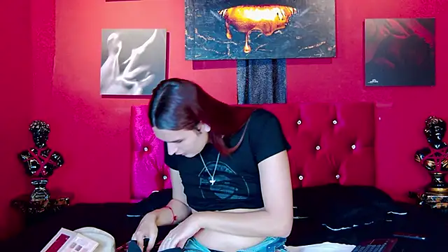 Maylu Fox online show from September 12, 12:45 pm