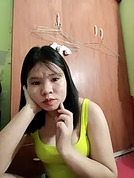 emyeuhss online show from October 11, 5:48 pm