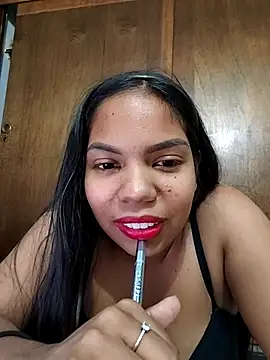 CloeeHills  online show from October 6, 12:49 am
