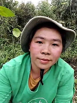 quynhkoolbae online show from March 24, 9:36 am