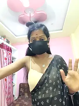 Snapshot of mounika26 chatting on October 1, 9:14 am mounika26 online show from October 1, 9:14 am