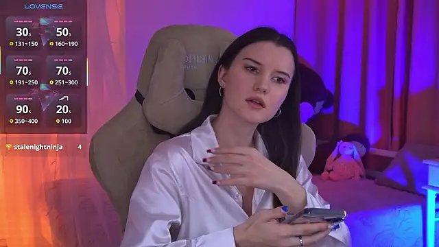 AgataWillis online show from March 6, 3:40 pm