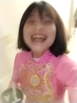 linda bae00 online show from February 3, 7:02 am