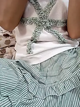 linda bae00 online show from June 1, 7:21 am