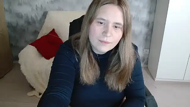 AdelinaLawson online show from April 3, 2:04 pm