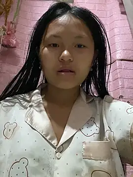 milo bae online show from April 3, 10:41 pm