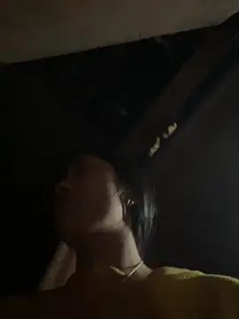 EmLy02 online show from March 22, 12:00 pm