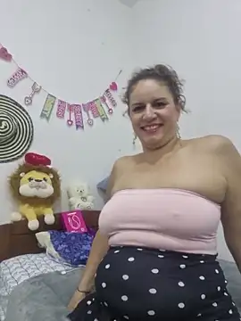 Nina vallon online show from April 1, 10:49 am