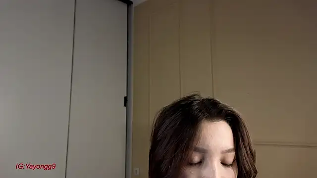 Snapshot of yayongg chatting on September 25, 2:49 pm yayongg online show from September 25, 2:49 pm