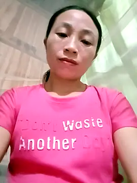 lucybaby00 online show from October 13, 2:20 pm