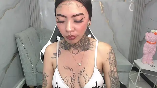 Ashley Blum v online show from November 20, 8:32 pm