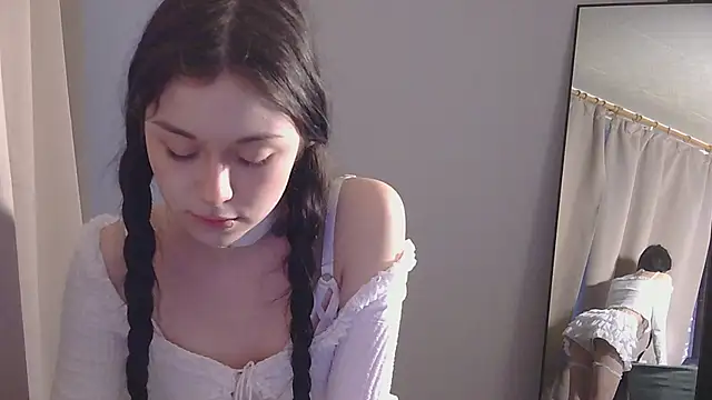 etherealnightwhisper online show from March 3, 3:18 pm